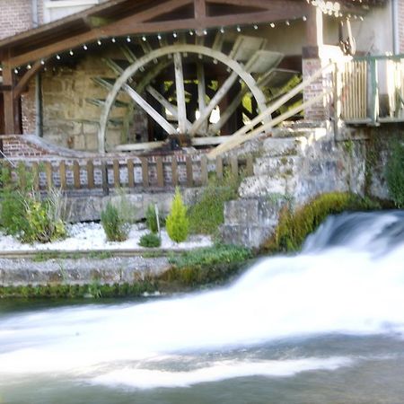 Logis - Hotel & Restaurant Moulin Des Forges Saint-Omer-en-Chaussée Exteriér fotografie